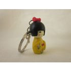 Kokeshi baba kulcstartó - sárga