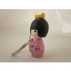 Kokeshi baba kulcstartó - rózsaszín