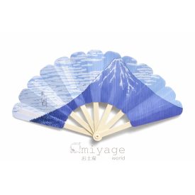 Műanyag legyező Fuji mintával